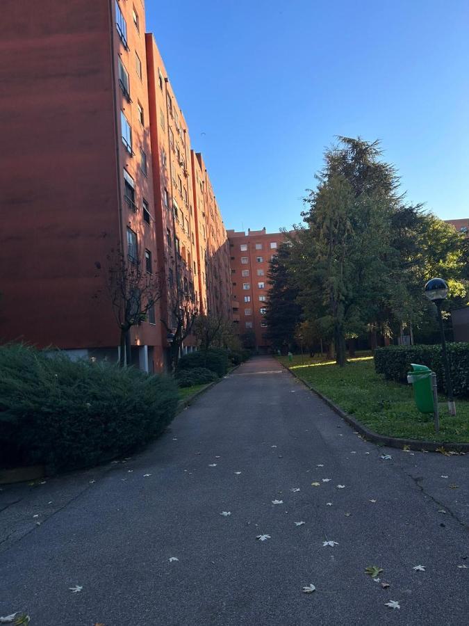 Casa Vacanze 1702, Con La Camera Matrimoniale Con Il Bagno Privato E Un Soggiorno Comune Milan Exterior photo